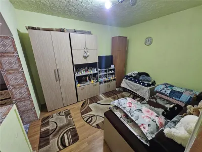 Resita, 2 Cam. Mobilat+Utilat, Parter, Micro 1 - foto 3