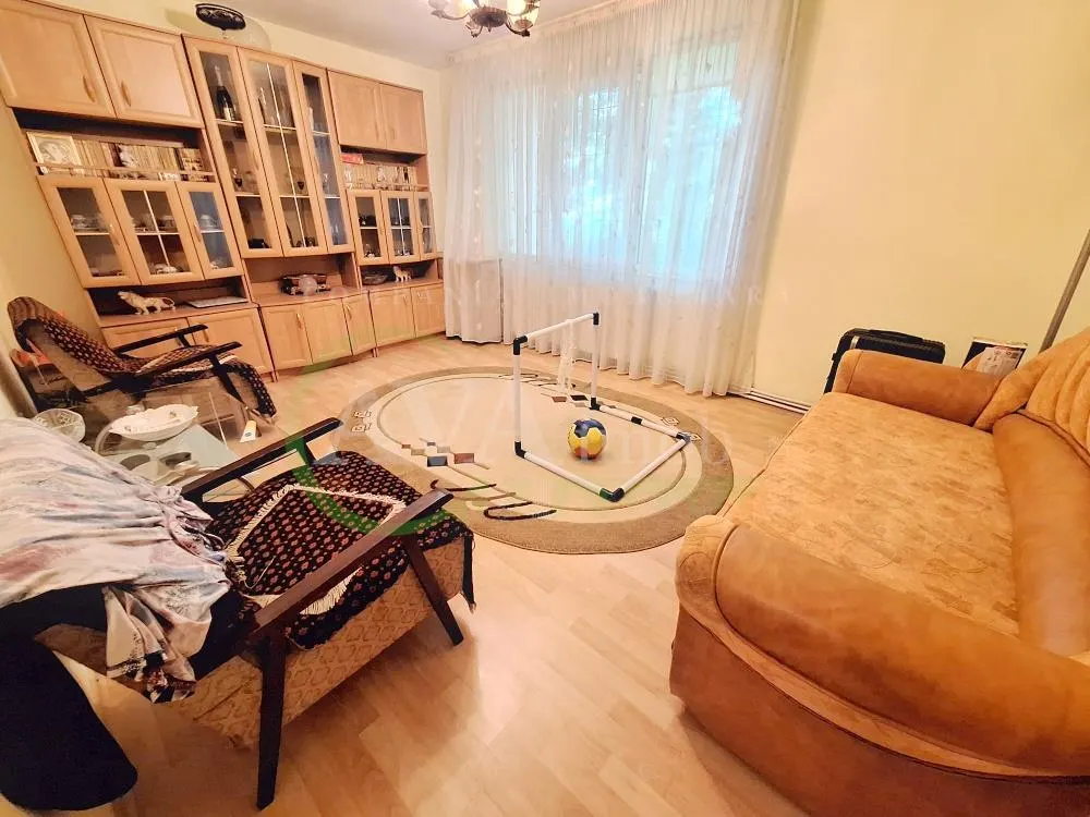 Apartament 3 camere decomandate – Parter, zona Piata Sud, Bacau - foto 1