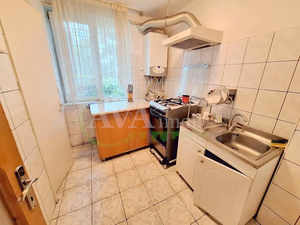 Apartament 3 camere decomandate – Parter, zona Piata Sud, Bacau - foto 2