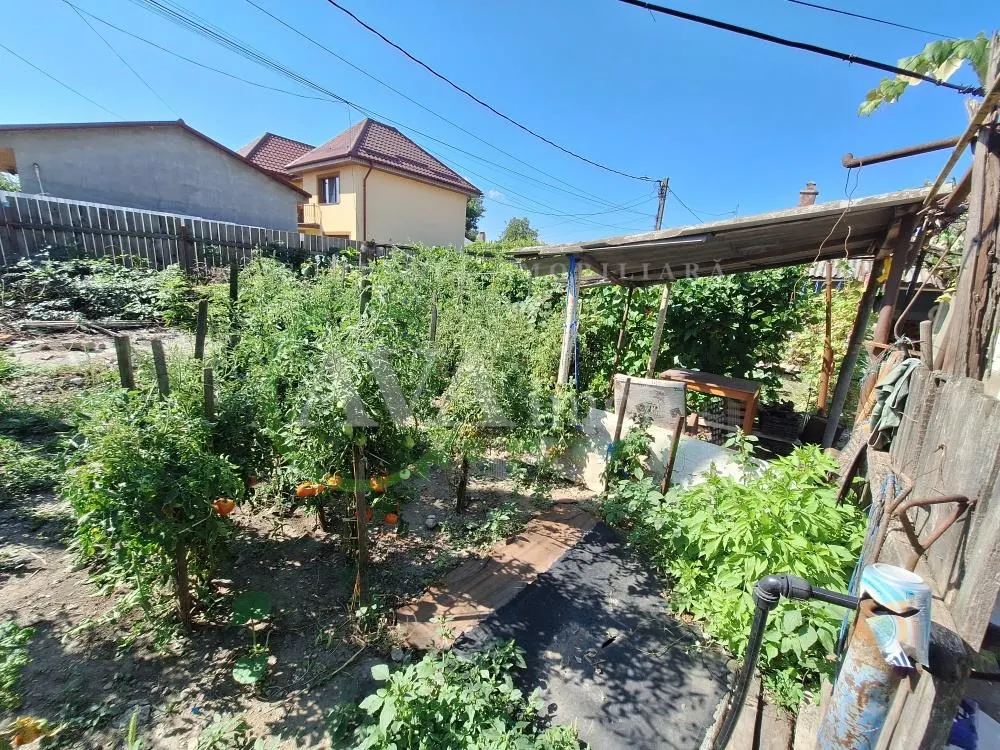 Teren 371 mp curti constructii+casa 5 camere si anexe, zona Izvoare - foto 16