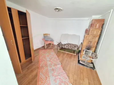 Teren 371 mp curti constructii+casa 5 camere si anexe, zona Izvoare - foto 8