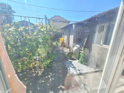 Teren 371 mp curti constructii+casa 5 camere si anexe, zona Izvoare - foto 10