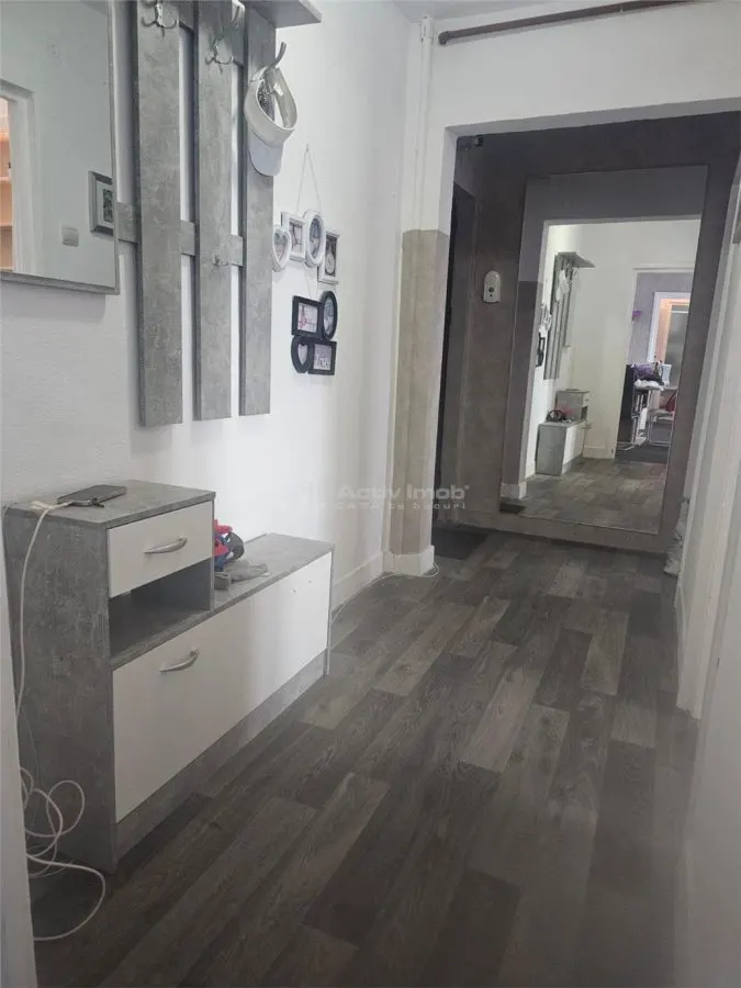 3 cam - zona Garii - foto 7