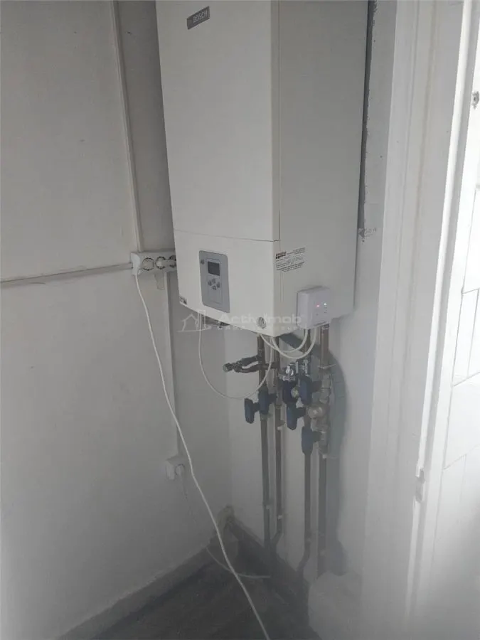 3 cam - zona Garii - foto 8