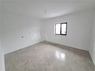 Ansamblu 20 de case, 3 camere  120 mp, zona Margineni - foto 2