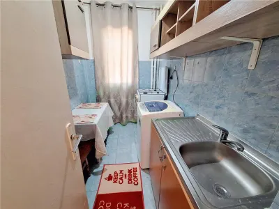 Apartament 2 semidecomandate, parter, mobilat, zona Narcisa - foto 13