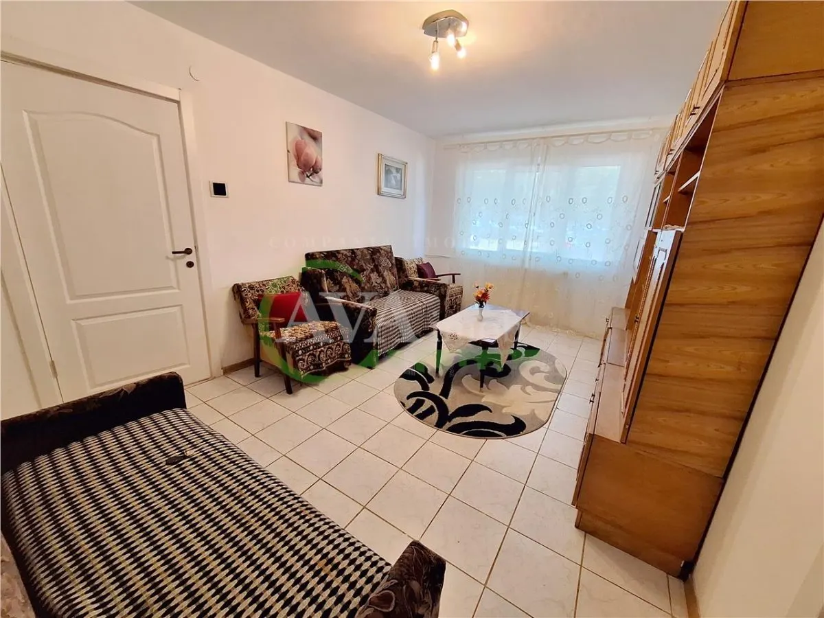 Apartament 2 semidecomandate, parter, mobilat, zona Narcisa - foto 4