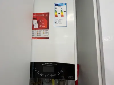 Lugoj, Apartament De Lux La Cheie, 1 Cam.,  43 Mp. et 3, Malul Timișului Langa Gelaterie - foto 11