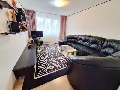 Apartament 2 camere decomandat , zona Orizont - Bacau