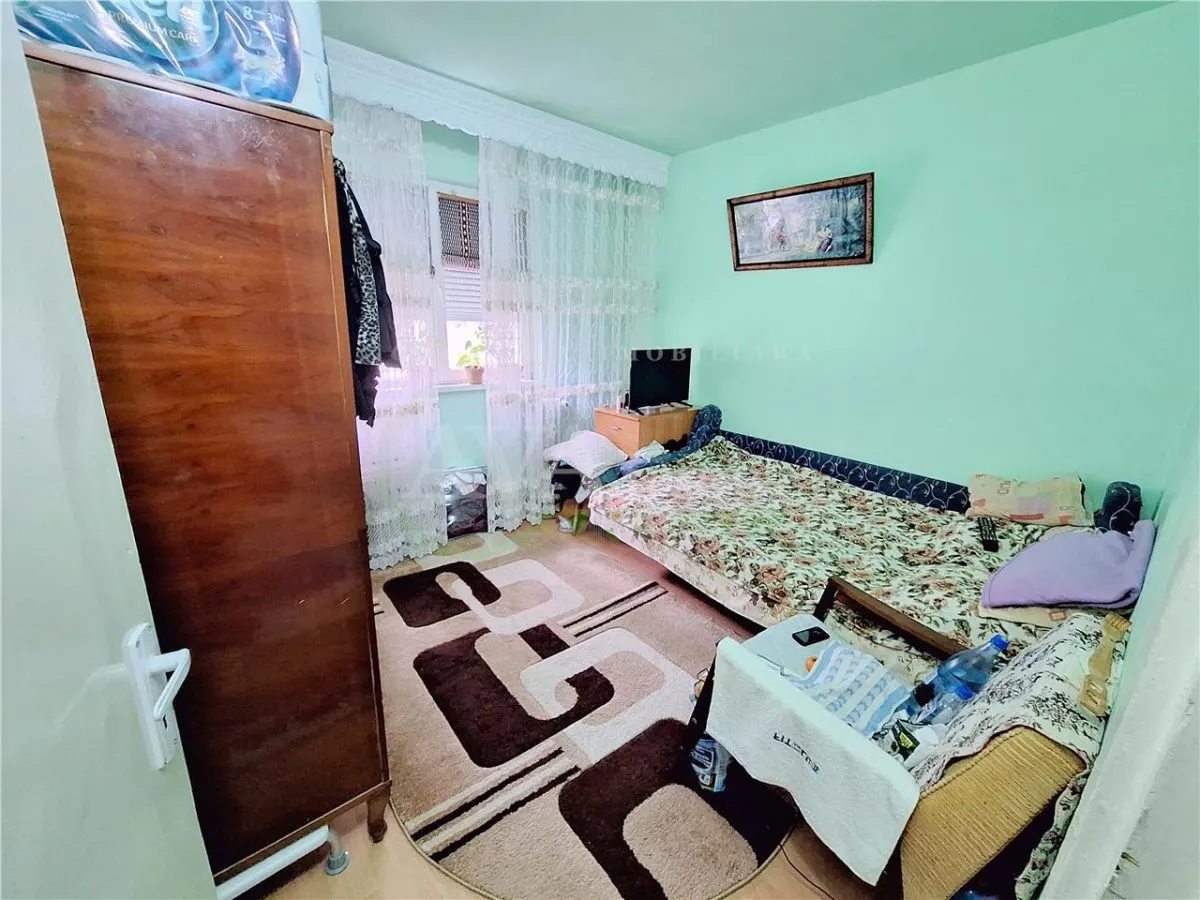 Apartament  2 camere semidecomandat, zona Orizont - foto 4