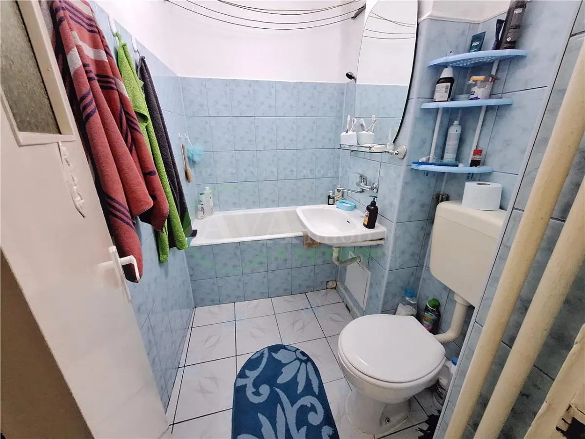 Apartament  2 camere semidecomandat, zona Orizont - foto 7