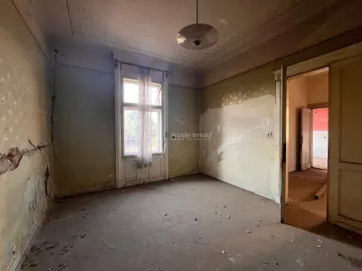 Timisoara, Vila Cu Teren Generos De 802 Mp. Zona Balcescu-Elisabetin - foto 19