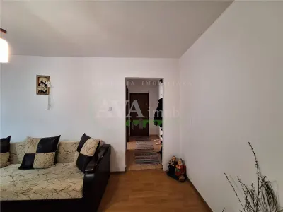 Apartament 2 camere semidecomandate, zona Piata Sud - foto 8