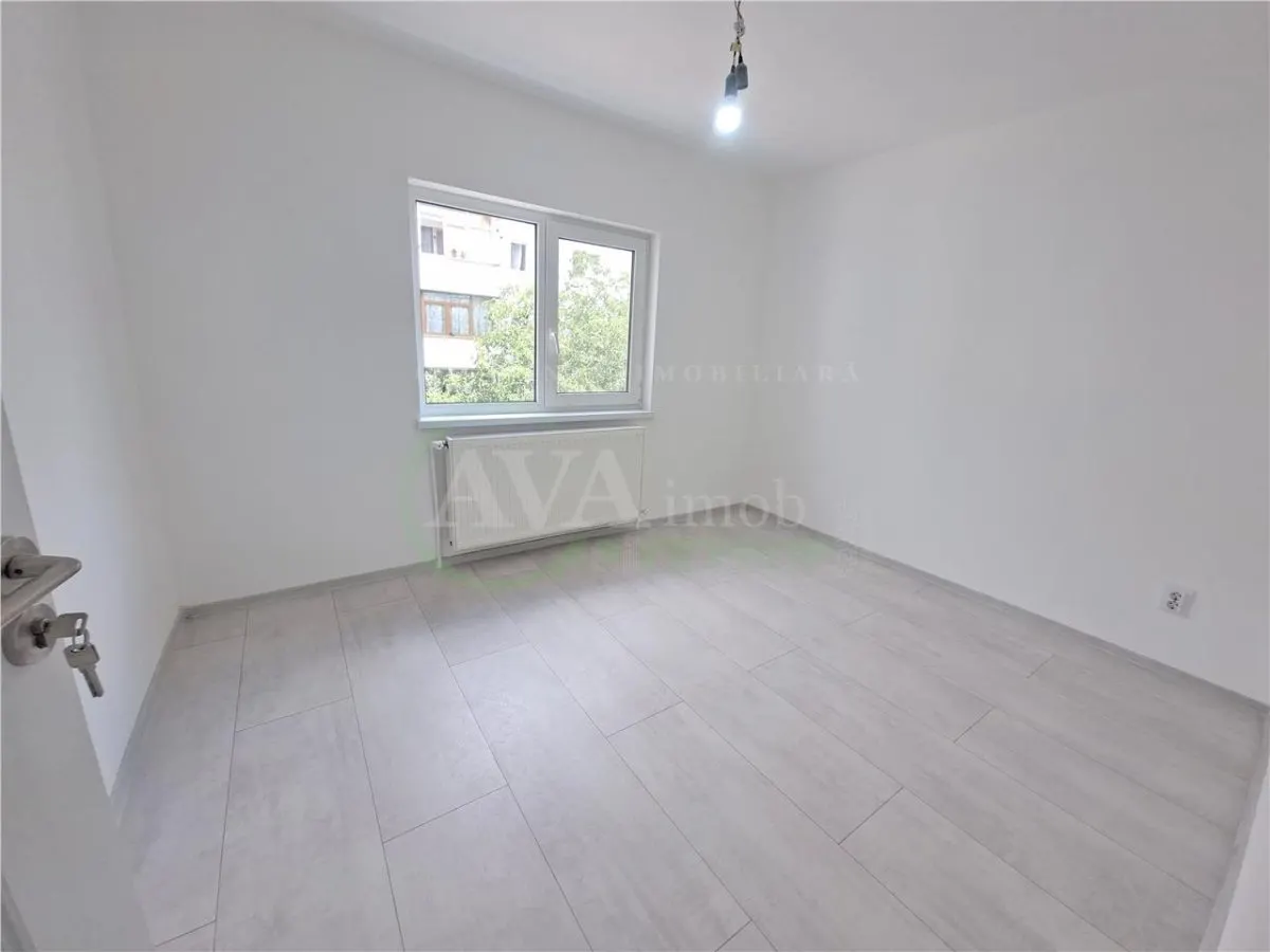 Apartament 2 camere, etaj 2, cu centrala, nemobilat, Piata Sud - foto 6