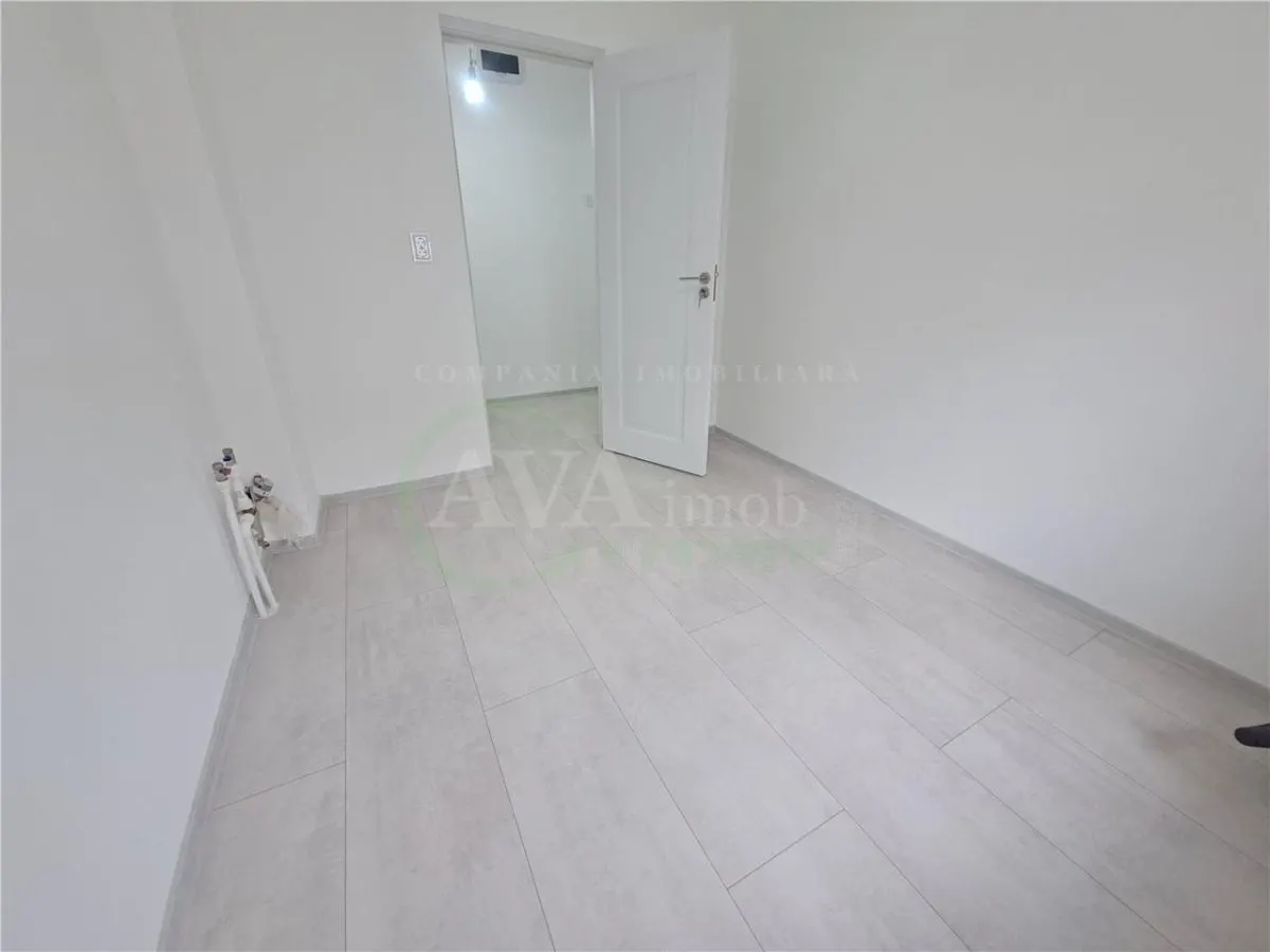 Apartament 2 camere, etaj 2, cu centrala, nemobilat, Piata Sud - foto 10