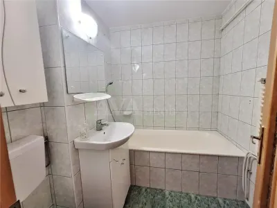 Apartament 3 camere decomandate, zona Neagoe Voda - foto 14