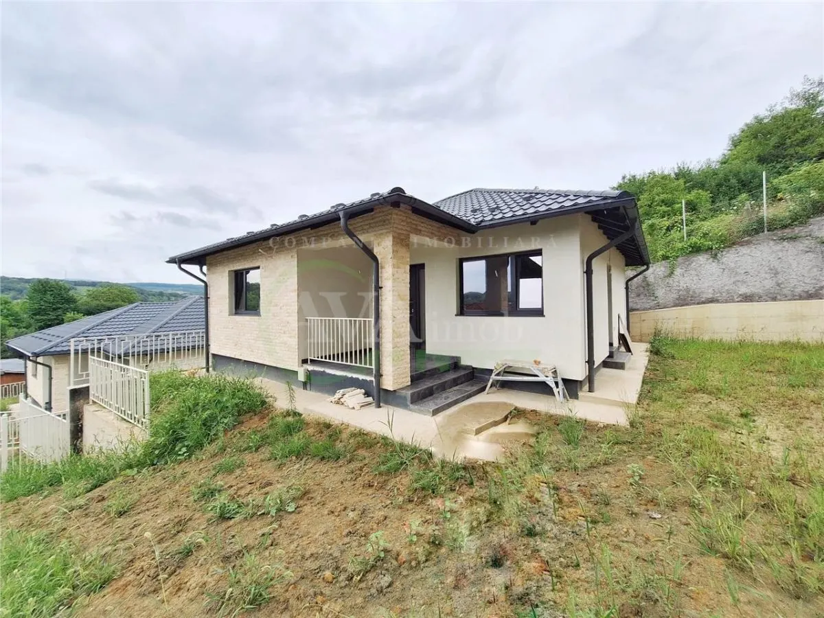 Casa parter, 3 camere – Margineni | 92 mp , teren 475 mp - foto 1