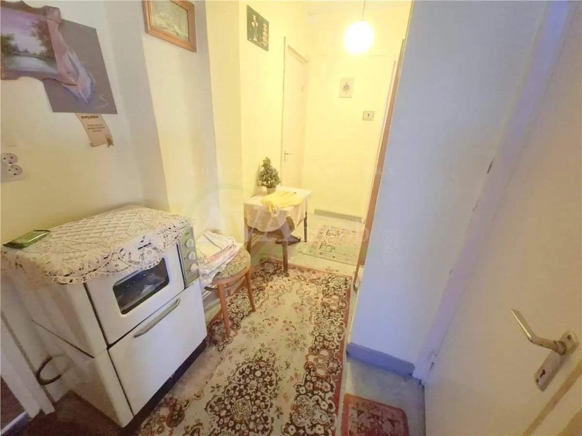 Apartament 2 decomandate, etaj 2, zona 9 Mai Ciupercute - foto 7