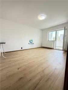 Inchiriere apartament 3 camere, decomandat, Astra-Zorilor, renovat nou, 2 bai - Brasov