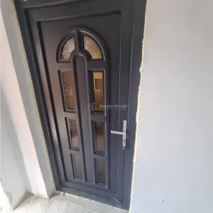 Casa Vila si curte  in Poroschia - foto 5