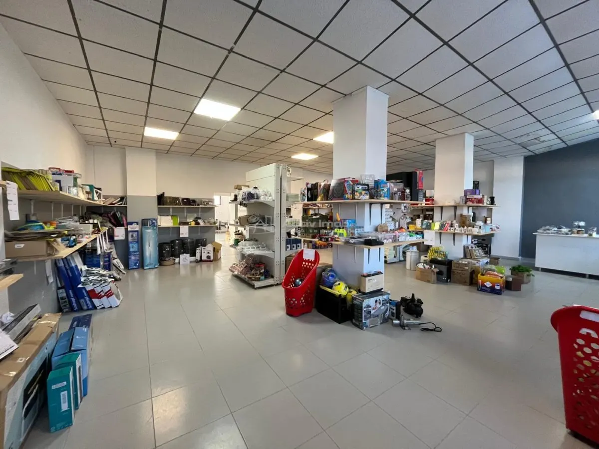 Lugoj, De Inchiriat – Spatiu Comercial, 194 Mp,  Zona Strand - foto 4