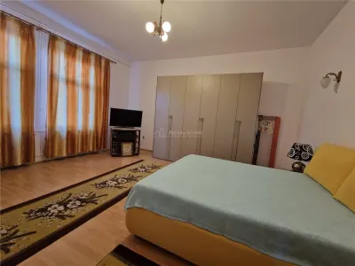 Casa P+E, suprafata utila 446.66 mp, teren 866, pretabila - clinica, restaurant, pensiune - foto 3