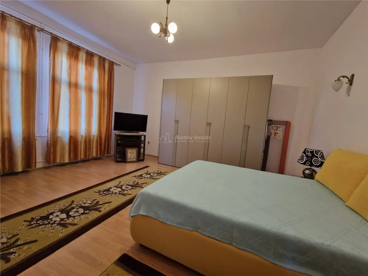 Casa P+E, suprafata utila 446.66 mp, teren 866, pretabila - clinica, restaurant, pensiune - foto 3