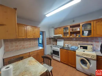 Casa cu teren de 3.500 mp in Santana! Ideal pentru proiect rezidential! - foto 5