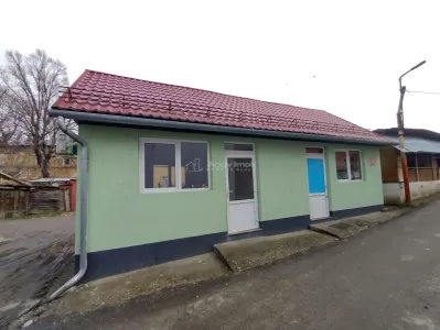 Oravita, Spatiu Comercial, Ultracentral, Usor Negociabil - foto 2