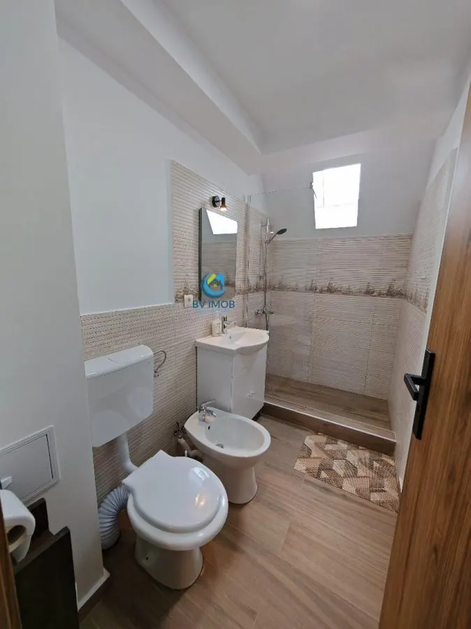 Inchiriem Casa Individuala, 3 Camere, Mobilata, Harman - foto 11