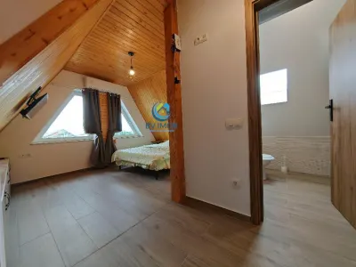 Inchiriem Casa Individuala, 3 Camere, Mobilata, Harman - foto 25