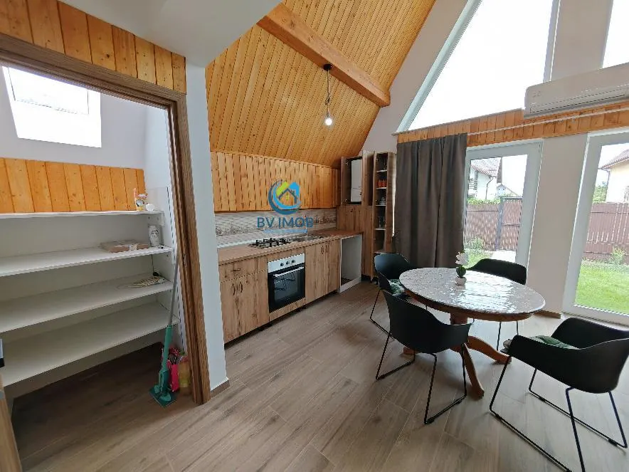 Inchiriem Casa Individuala, 3 Camere, Mobilata, Harman - foto 5