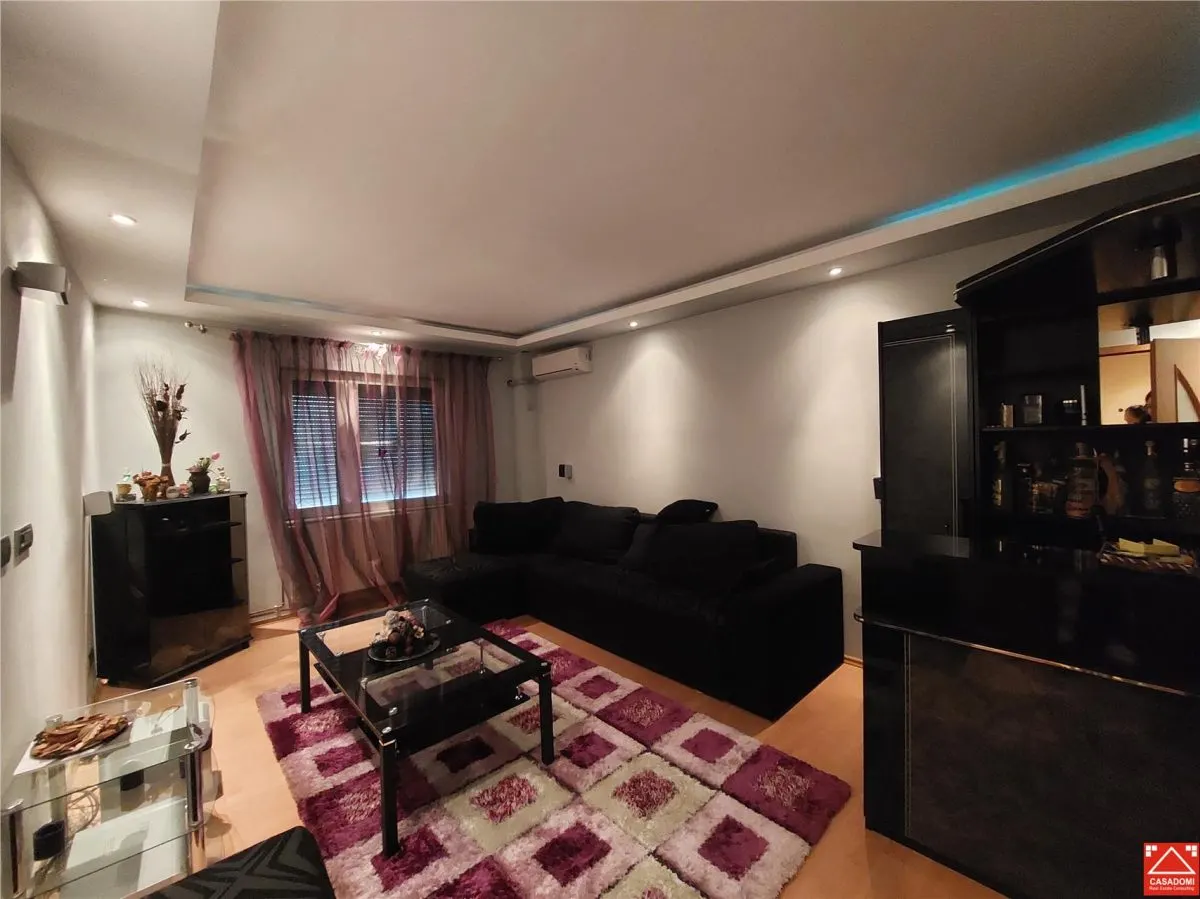 Apartament cu acces stradal pentru cabinet sau birou - foto 1