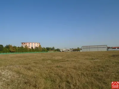 Teren cu PUZ pentru hala, parcelabil la cerere - foto 7