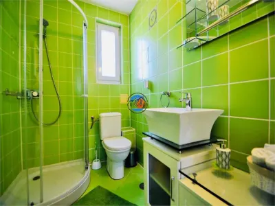 VILA DE INCHIRIAT IN MAMAIA - foto 12