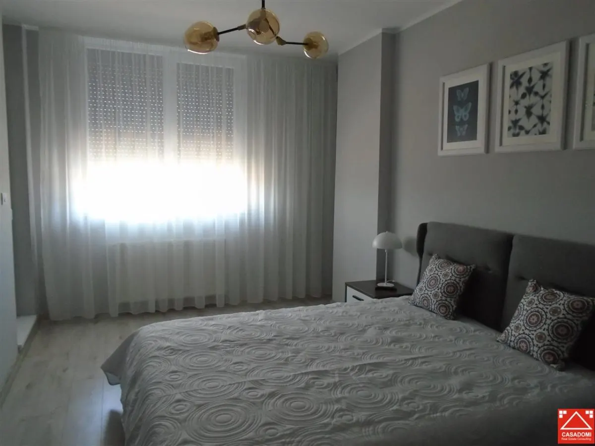 Apartament de lux, in bloc nou, zona Polivalenta! - foto 3