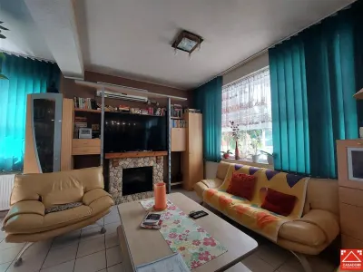 Ocazie! Posibilitate plata in rate la vanzator pe max. 5 ani! Vila la cheie, formata din 2 case si teren mare! - foto 5