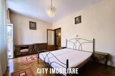 Apartament 3 camere, decomandate, S 100 mp, garaj, str. Hajdeu. - foto 13