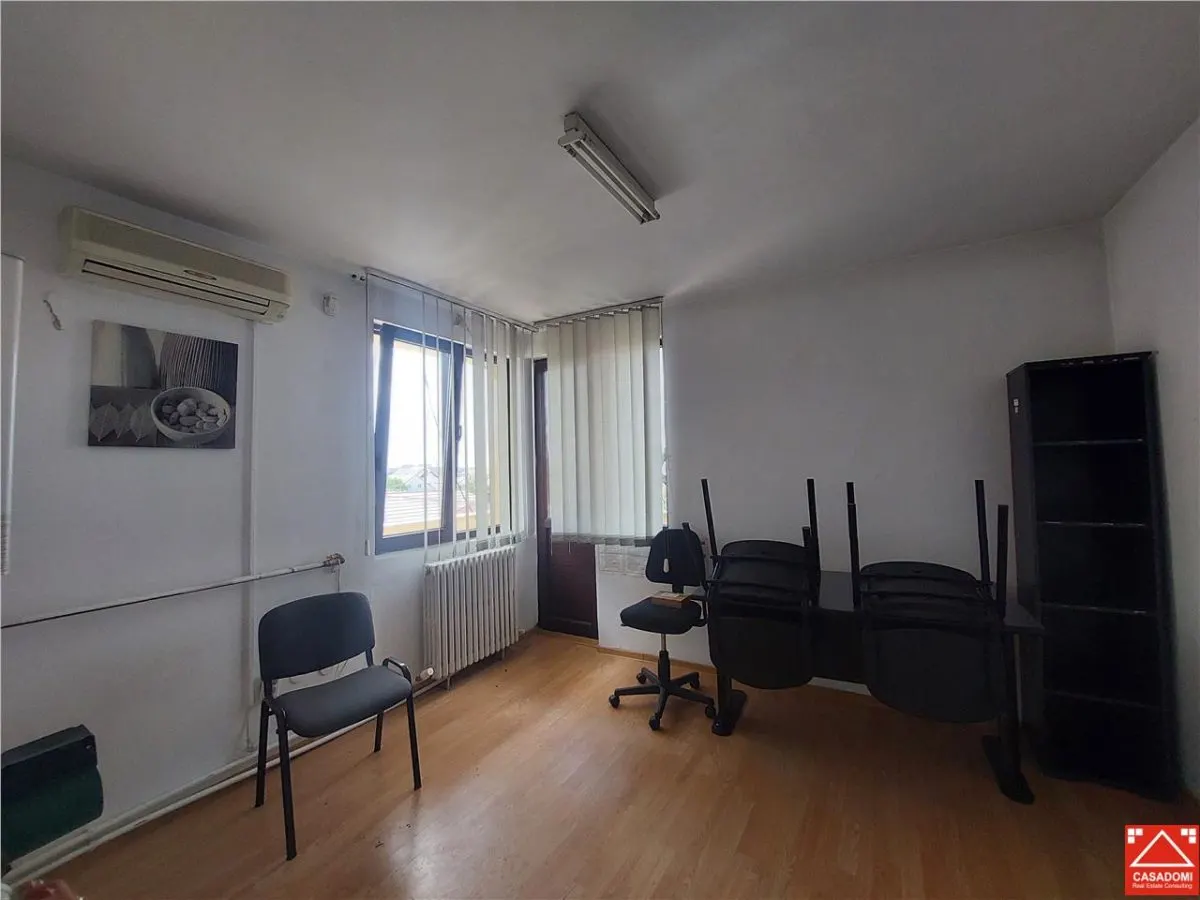 Imobil cu 18 incaperi pentru activitati diverse, in Gradiste - foto 5