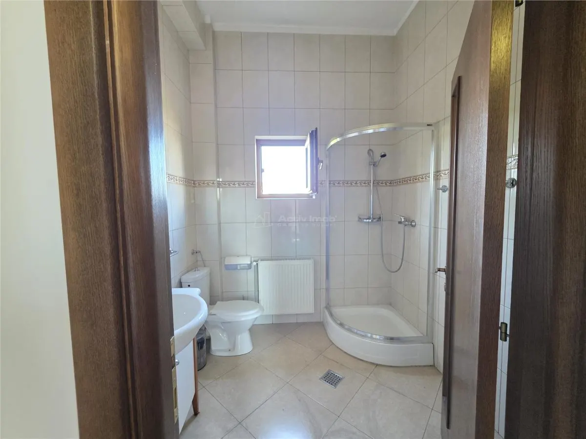 Spatiu D+P+1+M - 17 camere - 793mp - teren 532 mp - Eroii Revolutiei - foto 18