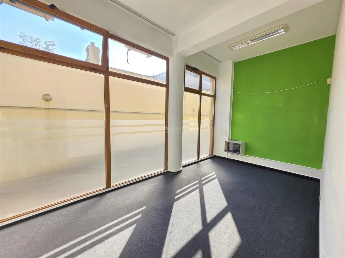 Spatiu D+P+1+M - 17 camere - 793mp - teren 532 mp - Eroii Revolutiei - foto 7