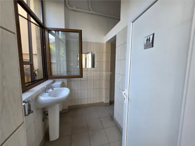 Spatiu D+P+1+M - 17 camere - 793mp - teren 532 mp - Eroii Revolutiei - foto 9