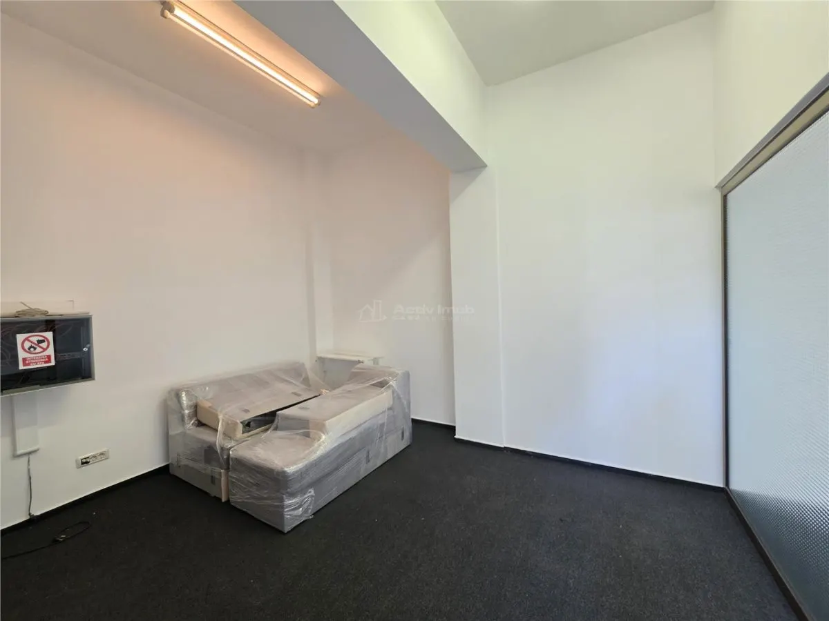 Spatiu D+P+1+M - 17 camere - 793mp - teren 532 mp - Eroii Revolutiei - foto 10