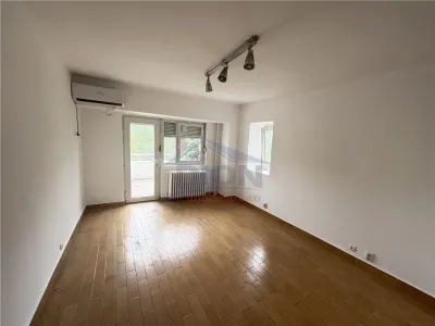 Splaiul Unirii vedere cheiul Dambovitei, 73 mp, nemobilat, pretabil firma - foto 3