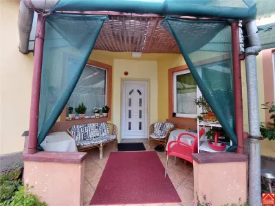 Casa din caramida, Gradiste, zona excelenta - foto 21