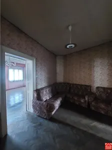 Casa cu spatiu comercial, zona Intim - foto 7
