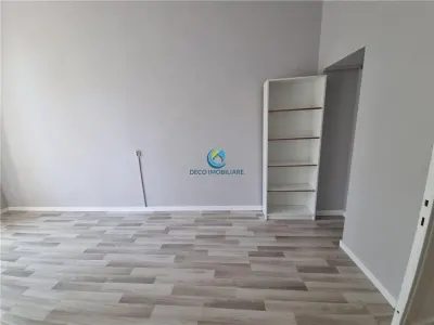 Apartament cu 2 camere, Central, Camera de Comert - foto 9