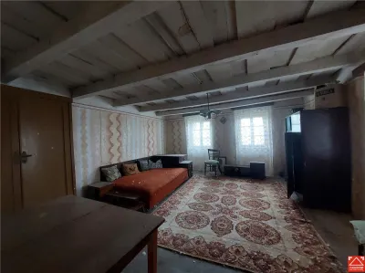 Casa veche cu teren mare in Vinga - foto 4