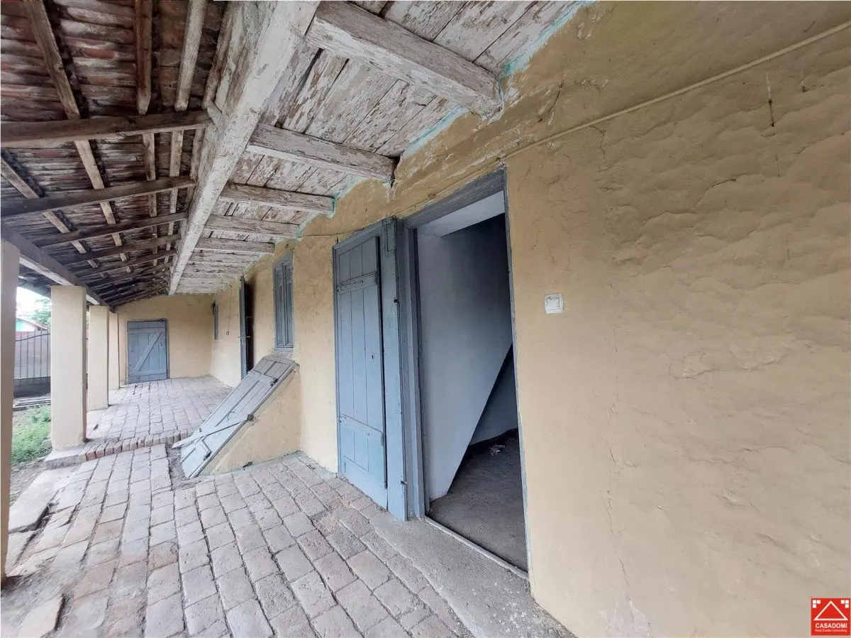 Casa batraneasca in Vinga - foto 6