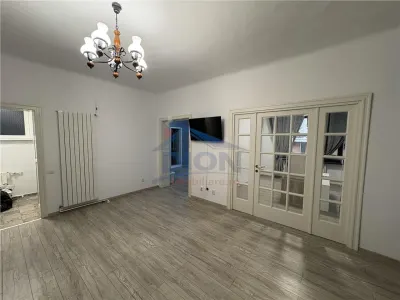 UNIVERSITATE, 3 camere, parter inalt, 61 mp, amenajat - foto 13